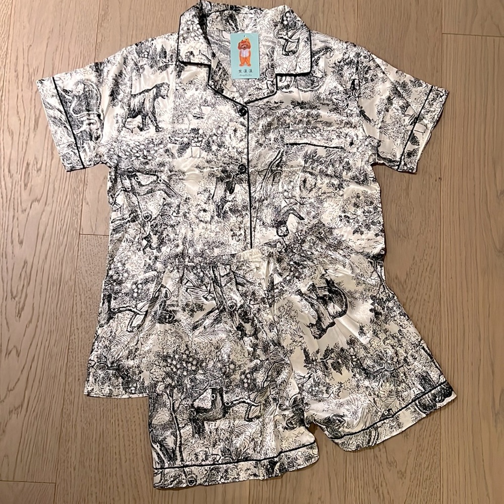 Satin PJ set - Dior Style